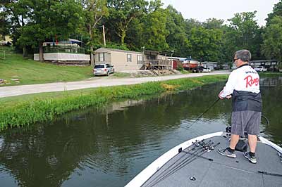 Steve Wilson targets shallow cover in the backs of creeks when dams shut off water releases on reservoirs.  