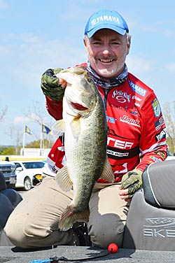 Bassmaster Elite Series angler Mark Menendez fishes modern-day spinnerbaits with two retrieves: ripping just under the surface and slow rolling along the bottom. Photo by Pete M. Anderson