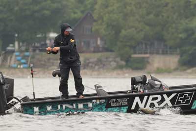 Bassmaster Elite Series angler Jeff Gustafson prefers a medium-light power and fast-action spinning rod for fishing Ned Rigs. Its 6-foot, 8-inch length means it’s at home casting or fishing vertically. Photo courtesy of B.A.S.S. / Seigo Saito