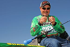 Shaw Grigsby rigs a soft plastic lure.