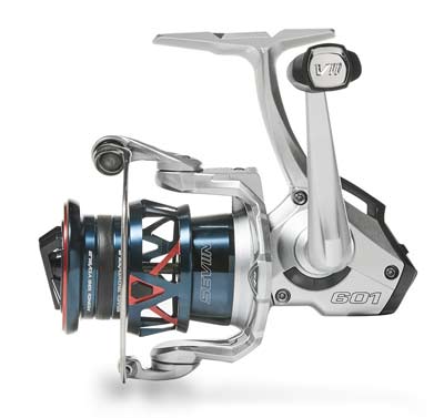 When you turn the handle, the SEVIIN GX Series creates super slow oscillations. They ensure the line lays flat and is packed tight on the spool, reducing the chance of tangles. Photo courtesy of SEVIIN