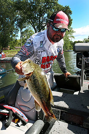 Submerged aquatic vegetation can harbor schools of big bass. Louisiana angler Greg Hackney found such a scenario in 2014, catching enough to win the Bassmaster Elite Series event on New York’s Cayuga Lake. Photo courtesy of B.A.S.S.