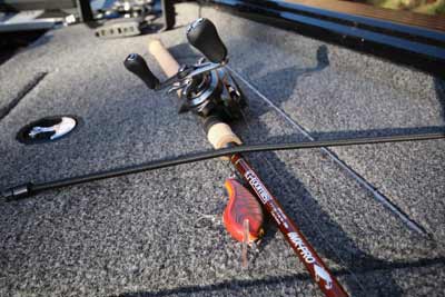 Crankbaits are a good choice for fall bass when the water temperature is in the 50s. Bassmaster Elite Series angler Jeff Gustafson said a flat-sided one, such as Bagley’s Flat Balsa B, slides through sparse cover with ease, and its tight wobble attracts sluggish cold-water bass. Photo courtesy of Jeff Gustafson