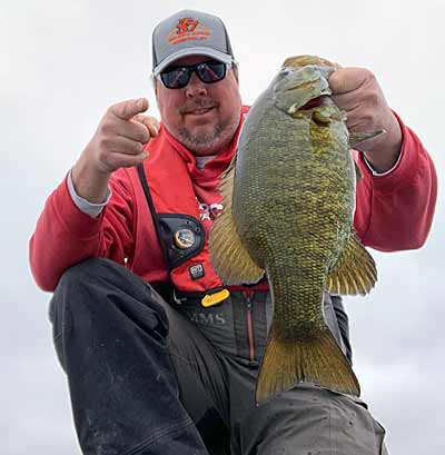 Smallmouth are what brings most bass anglers to New York’s Oneida Lake. But the 51,000-acre natural lake that’s a few miles from Syracuse has great largemouth fishing, too. Photo courtesy of Bill Lortz/N.Y. North Country Bassin’ Guide Service