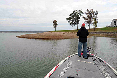 Points are key spots for Andy Montgomery to target while fishing a lake affected by drought.