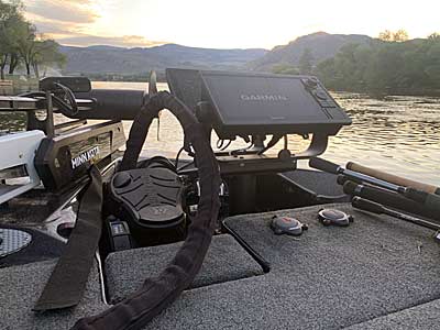 Electronics on bass boat