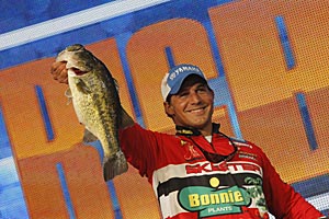 Louisiana native Keith Poche is the leader after the first day of competition on the Red River for the Bassmaster Classic 2012.