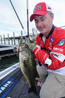 Mark Menendez rates Kentucky Lake as a fantastic year-round bass fishery.