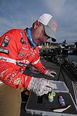 Mark Menendez favors dipping his soft plastic baits in dyes during the spawn and throughout the summer to get stronger bites from bass.