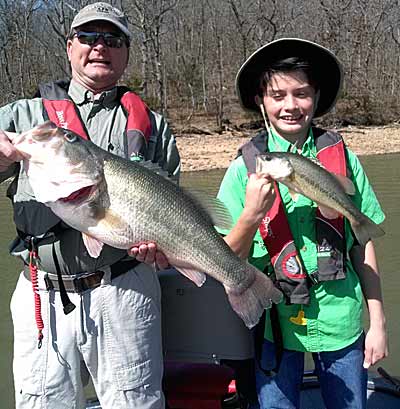 Guide Jack Uxa’s client caught his prespawn 10-pound, 11-ounce largemouth bass on a spinnerbait. (Photo courtesy of Jack Uxa).