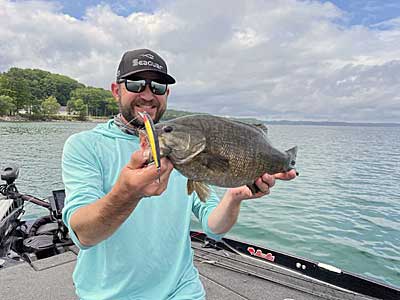 A smallmouth caught on a jerkbait with the help of Garmin Panoptix LiveScope.