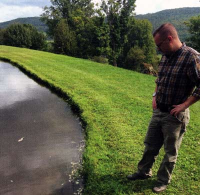 Bluegill summer fish kill due to turnover.